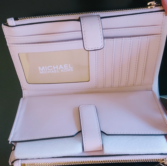 🩷🎉NWT Michael Kors Large Powder Blush Double Zip Jet Set Wallet/Wristlet🩷🎉 - Picture 5 of 9